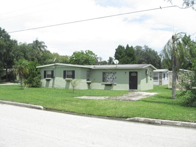 819 29th St., Bradenton, FL 34208