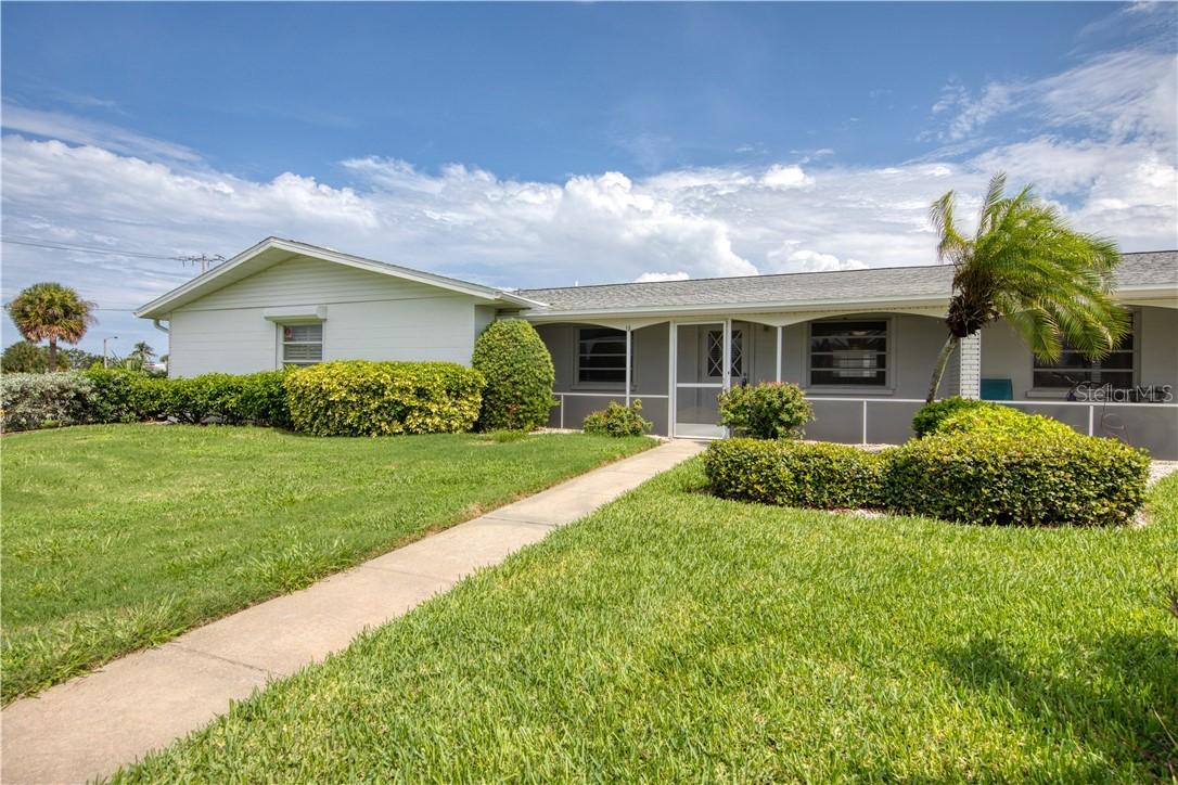 100 The Esplanade #13, Venice, FL 34285