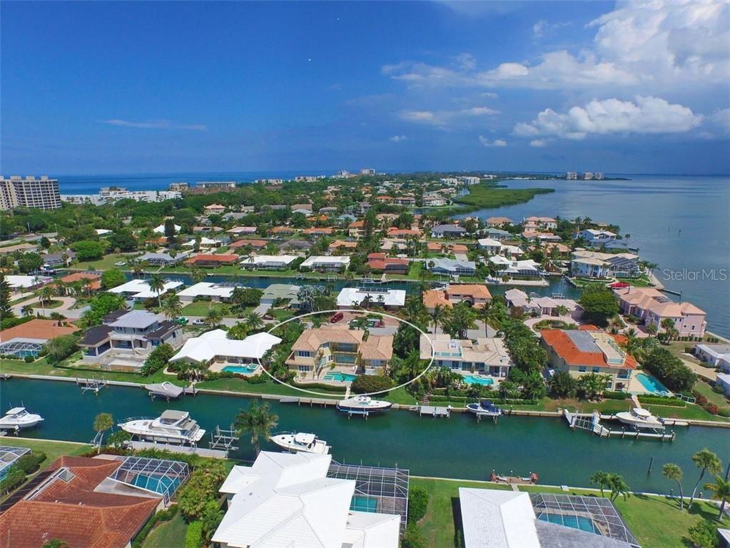 560 Chipping Ln., Longboat Key, FL 34228
