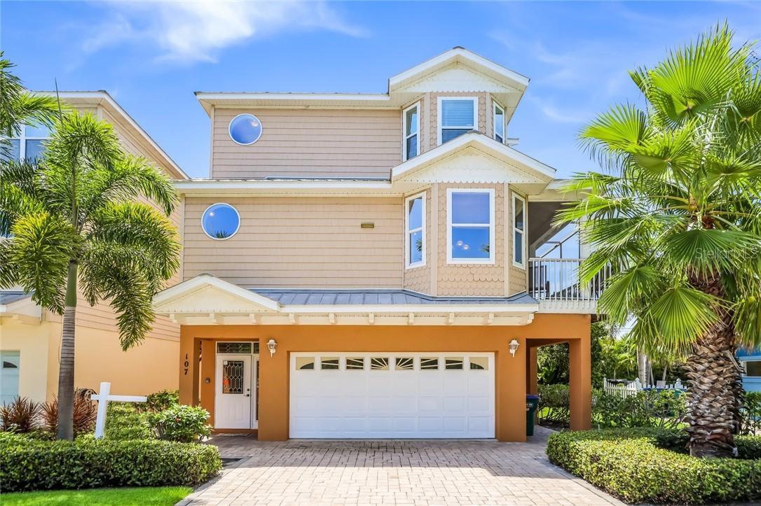 107 75th St., Holmes Beach, FL 34217