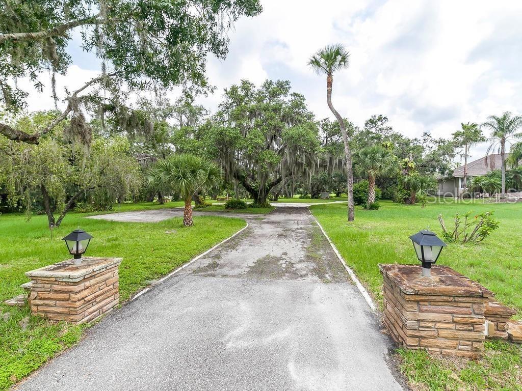 Bahia Vista Ct., Sarasota, FL 34232