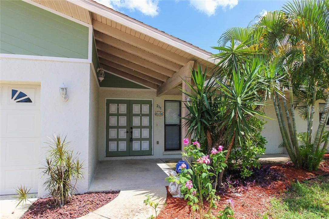 211 68th St., Bradenton, FL 34209