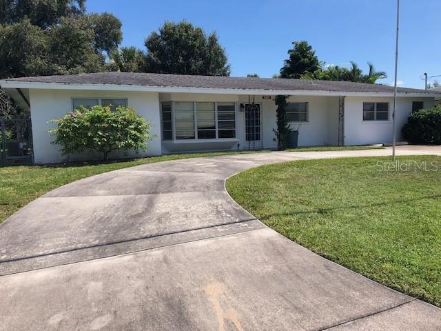 3207 Betty Dr., Sarasota, FL 34232