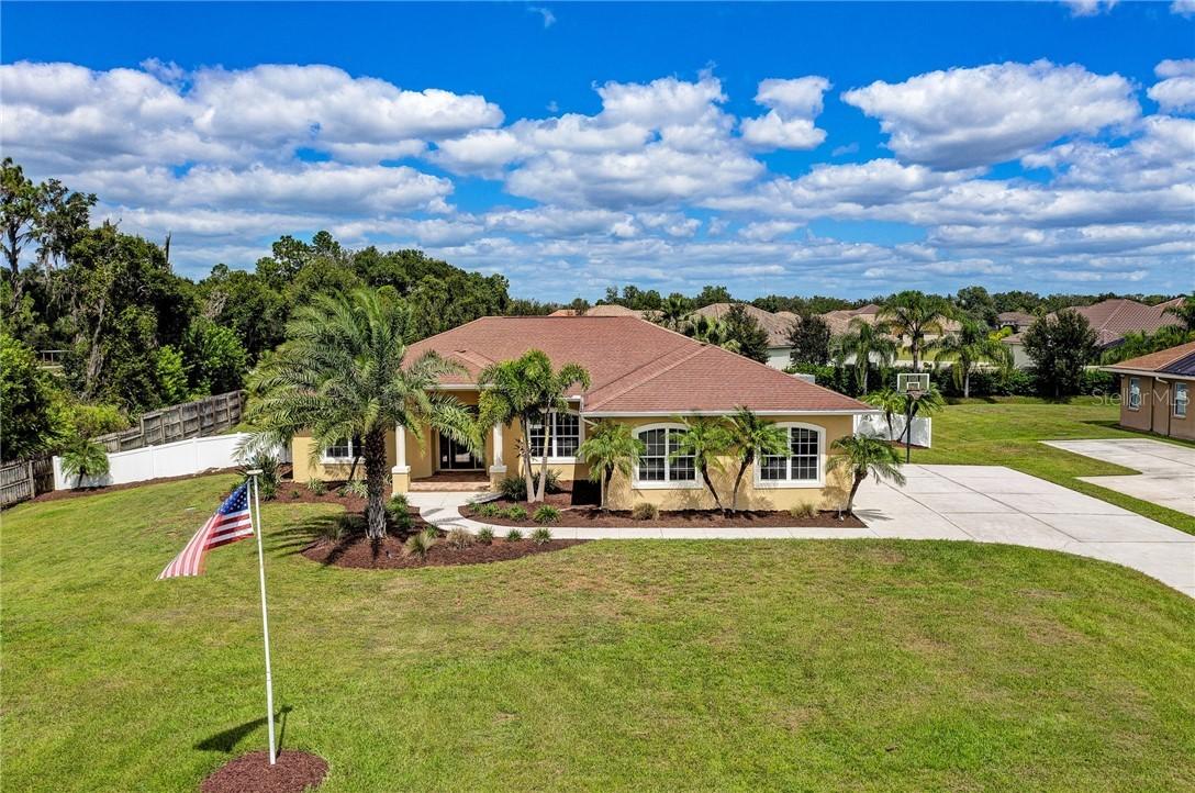 16307 Upper Manatee River Rd., Bradenton, FL 34212