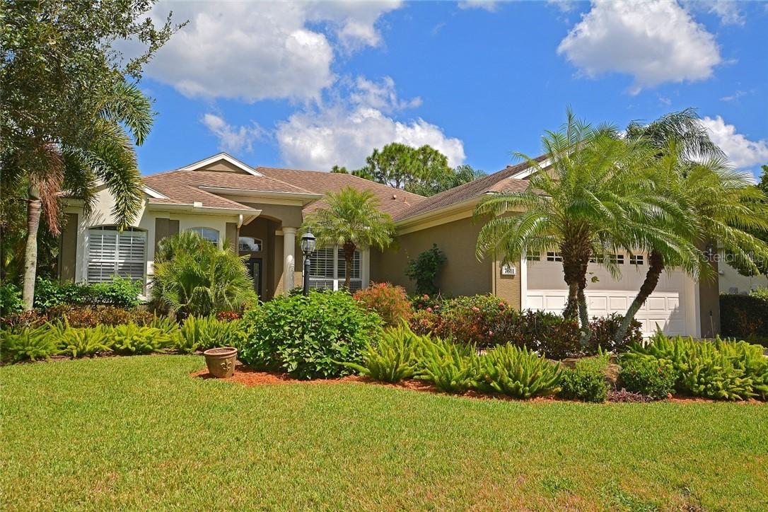 7611 Charleston St., Bradenton, FL 34201