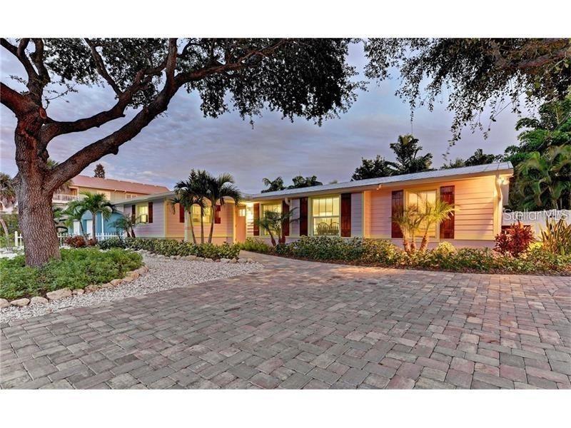 207 73rd St., Holmes Beach, FL 34217