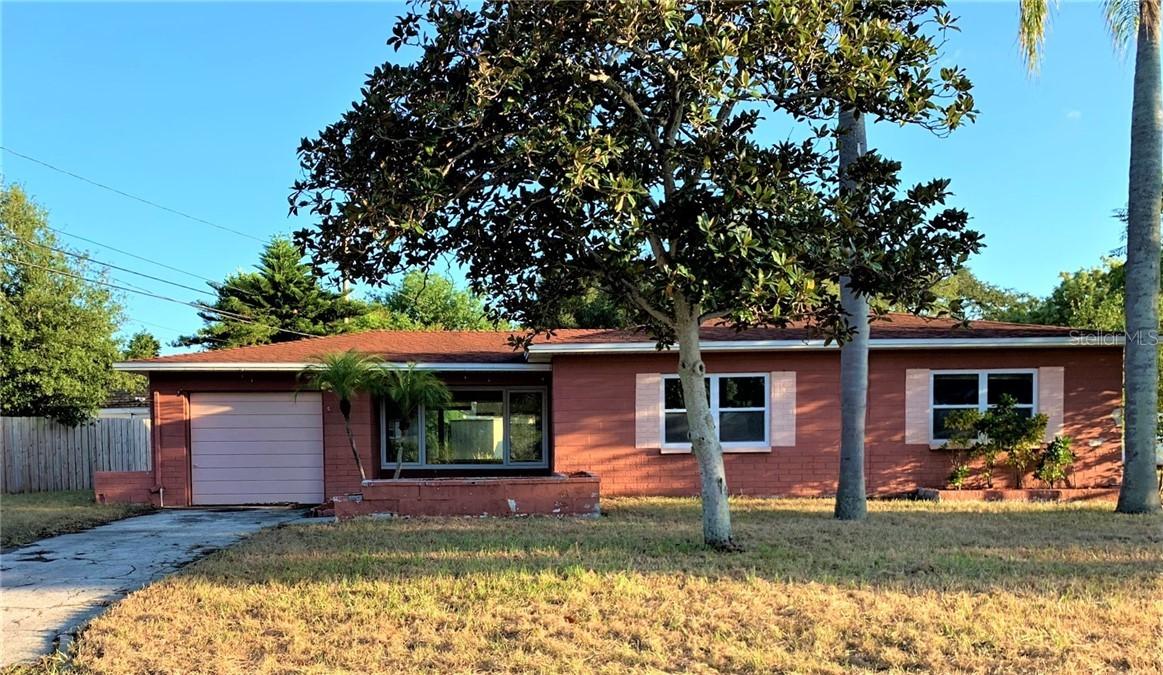 2187 Orangewood Way, Clearwater, FL 33764