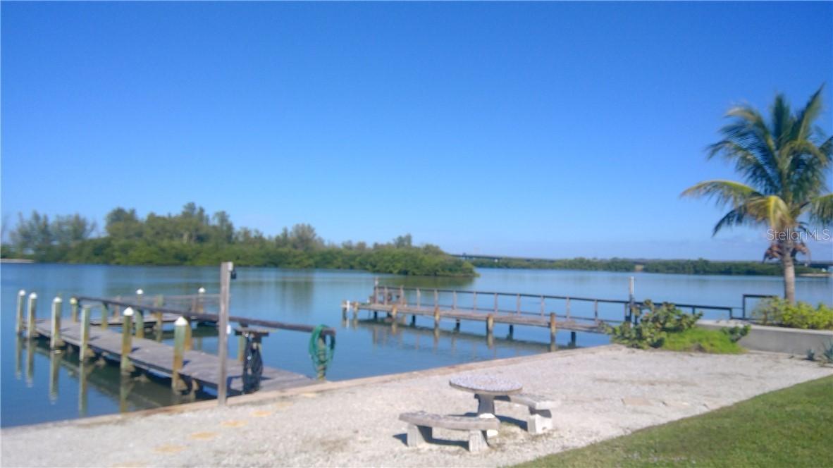 380 N Shore Rd. #6, Longboat Key, FL 34228