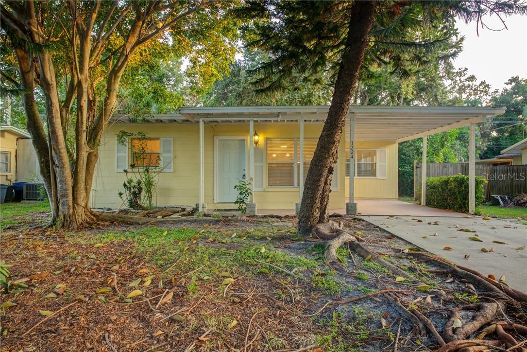 3224 Williamsburg St., Sarasota, FL 34231