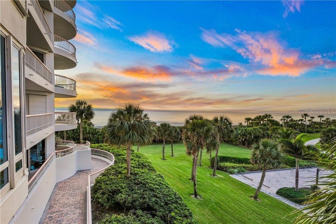 455 Longboat Club Rd. #306, Longboat Key, FL 34228