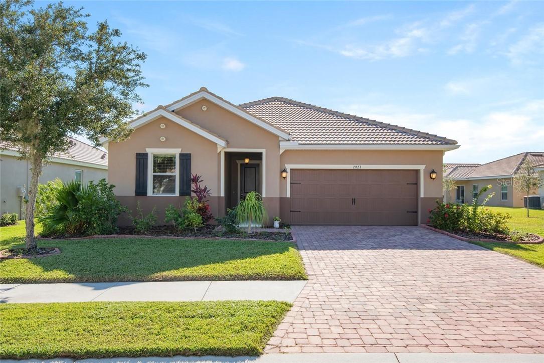 2023 Mesic Hammock Way, Venice, FL 34292