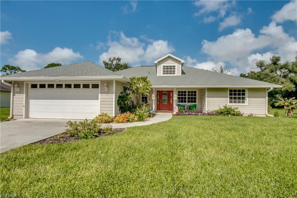217 Greenwood Ave., Lehigh Acres, FL 33936