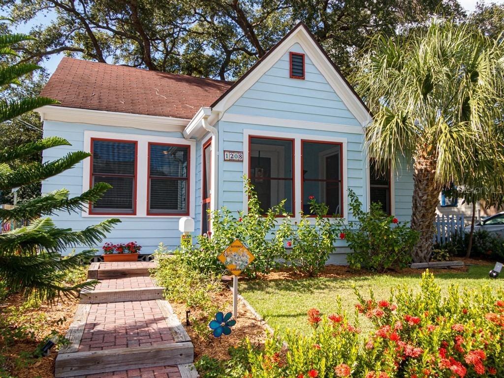 1208 12th St., Bradenton, FL 34205