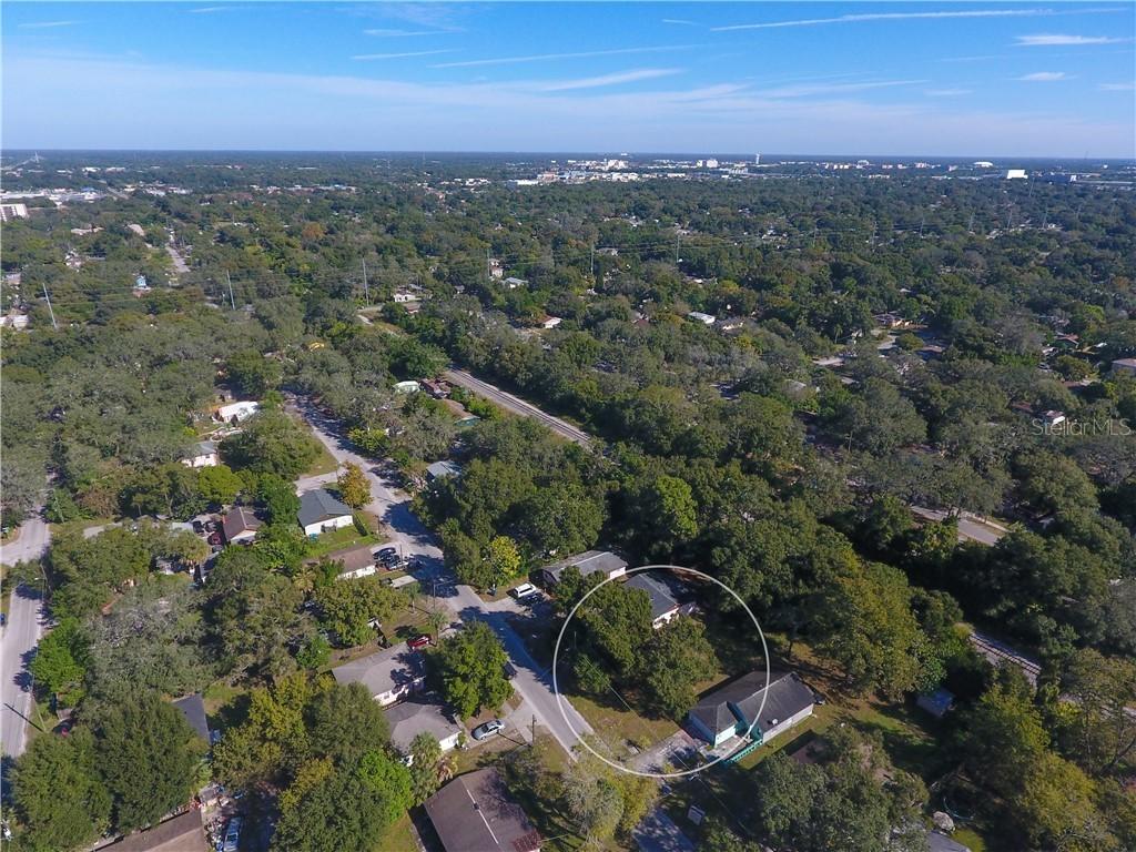 10009 N 11th St., Tampa, FL 33612