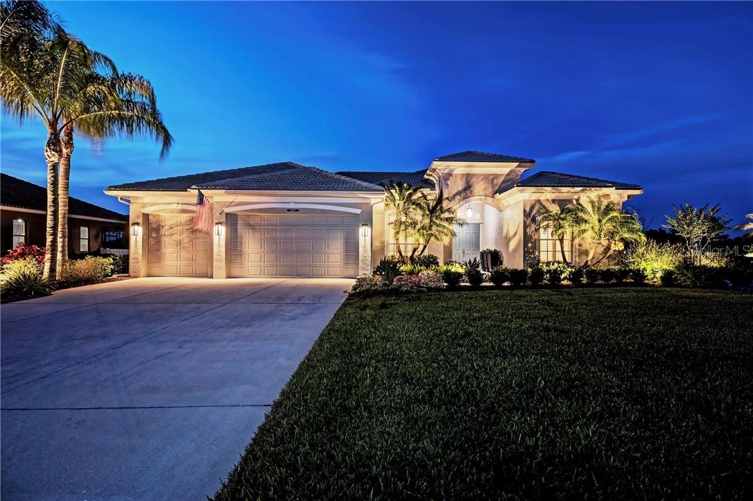 12827 Penguin Dr., Bradenton, FL 34212