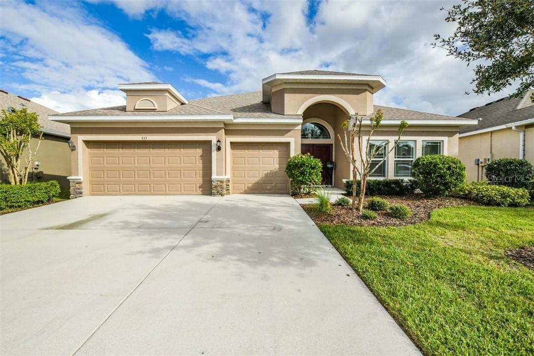 933 Buttercup Glen, Bradenton, FL 34212