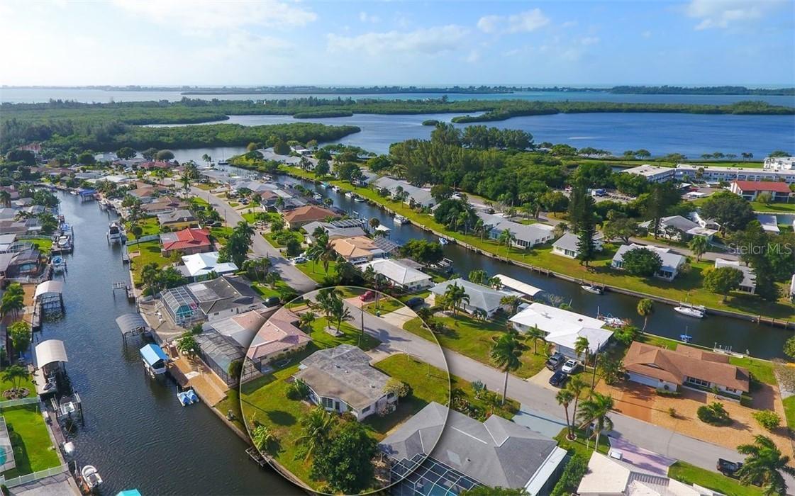 4907 Bimini Dr., Bradenton, FL 34210