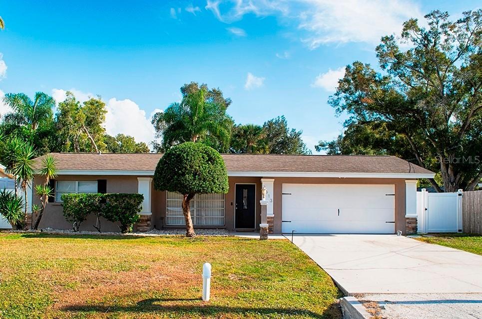 3613 Fenway Dr., Sarasota, FL 34232