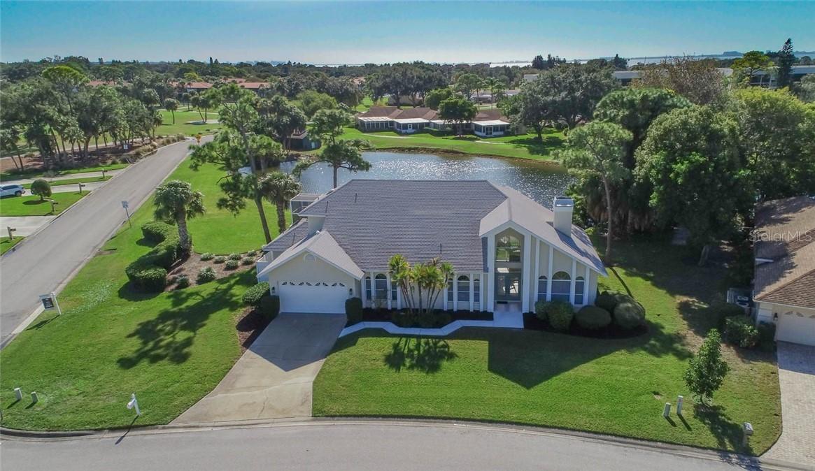 4137 Pinar Dr., Bradenton, FL 34210