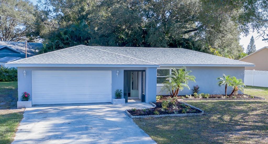 547 Whippoorwill Dr., Venice, FL 34293