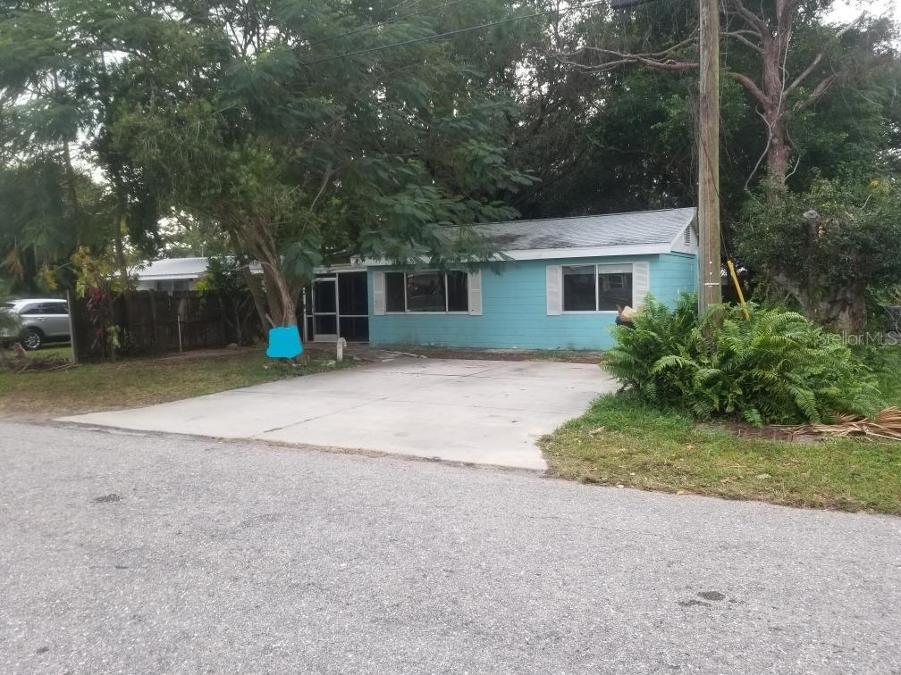 100 Magnolia Ave., Englewood, FL 34223