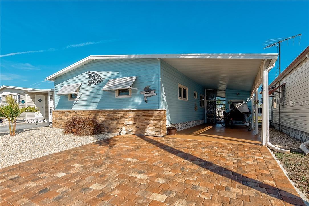 223 Bimini Dr., Palmetto, FL 34221
