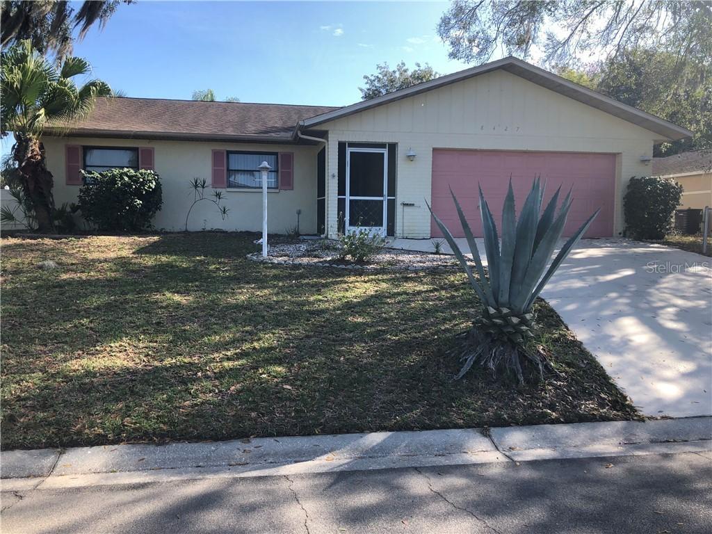 8427 Brandeis Cir., Sarasota, FL 34243