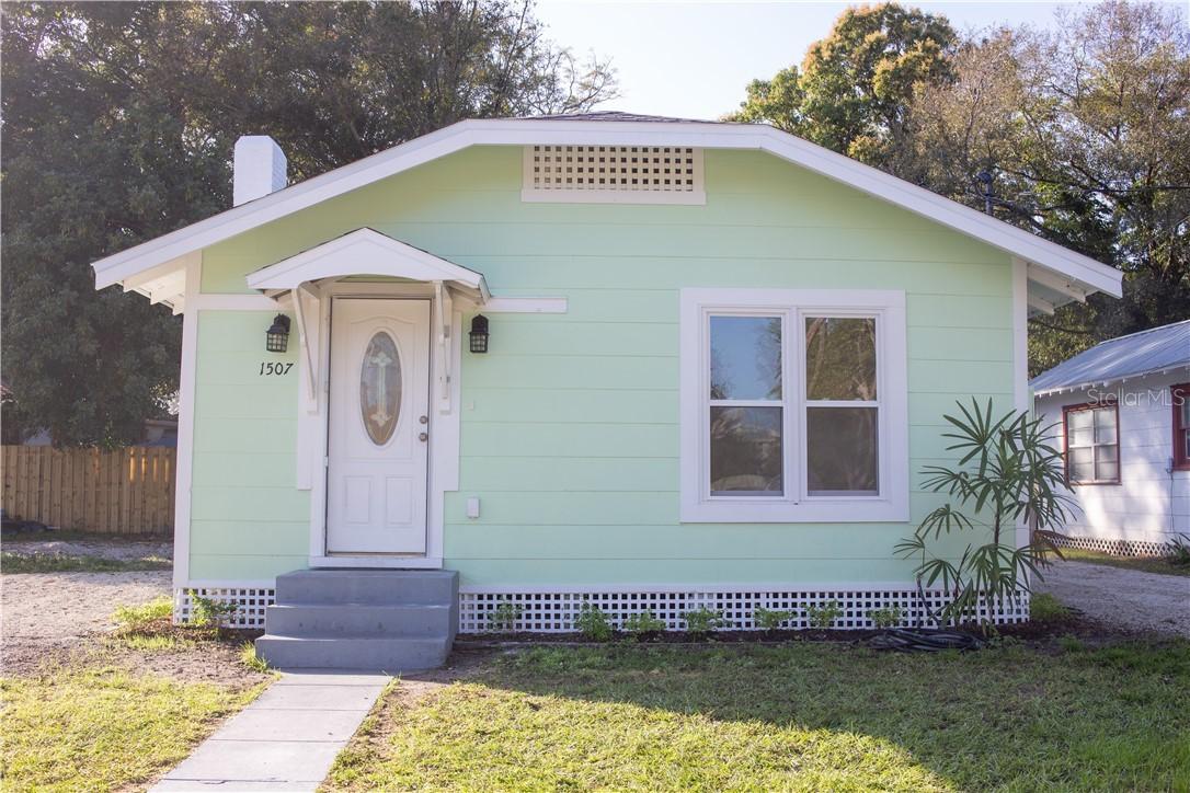 1507 10th Ave., Bradenton, FL 34205