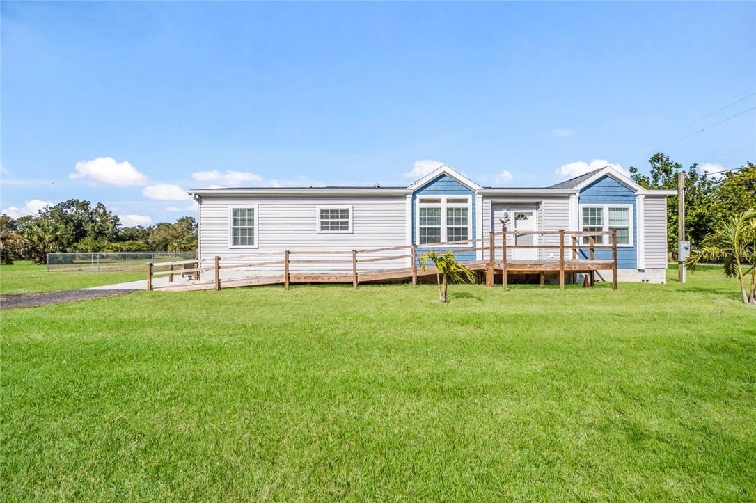 816 39th St., Palmetto, FL 34221