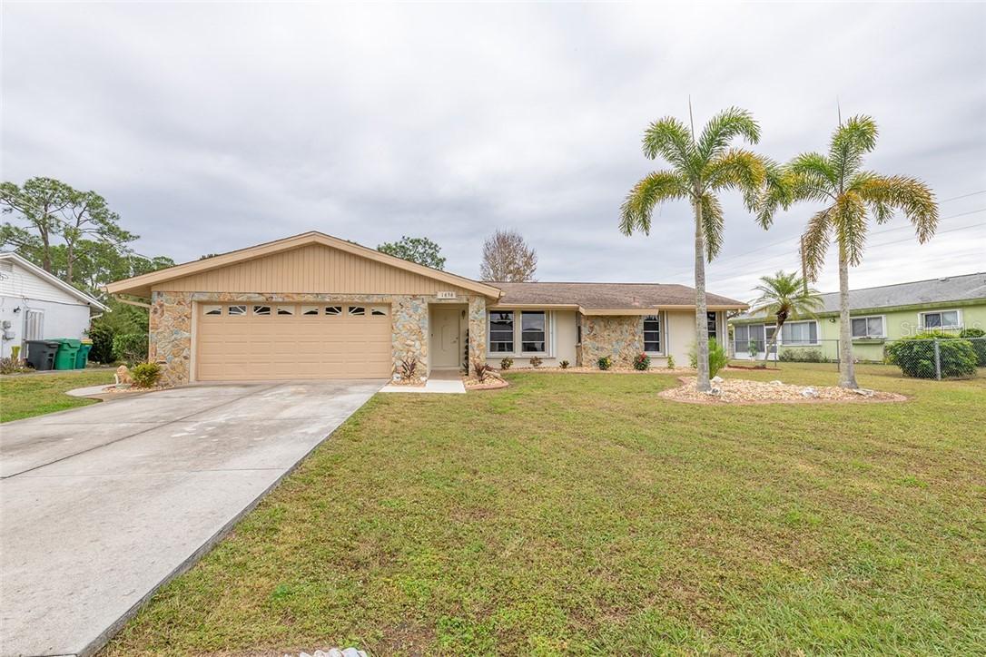 1636 Abscott St., Port Charlotte, FL 33952