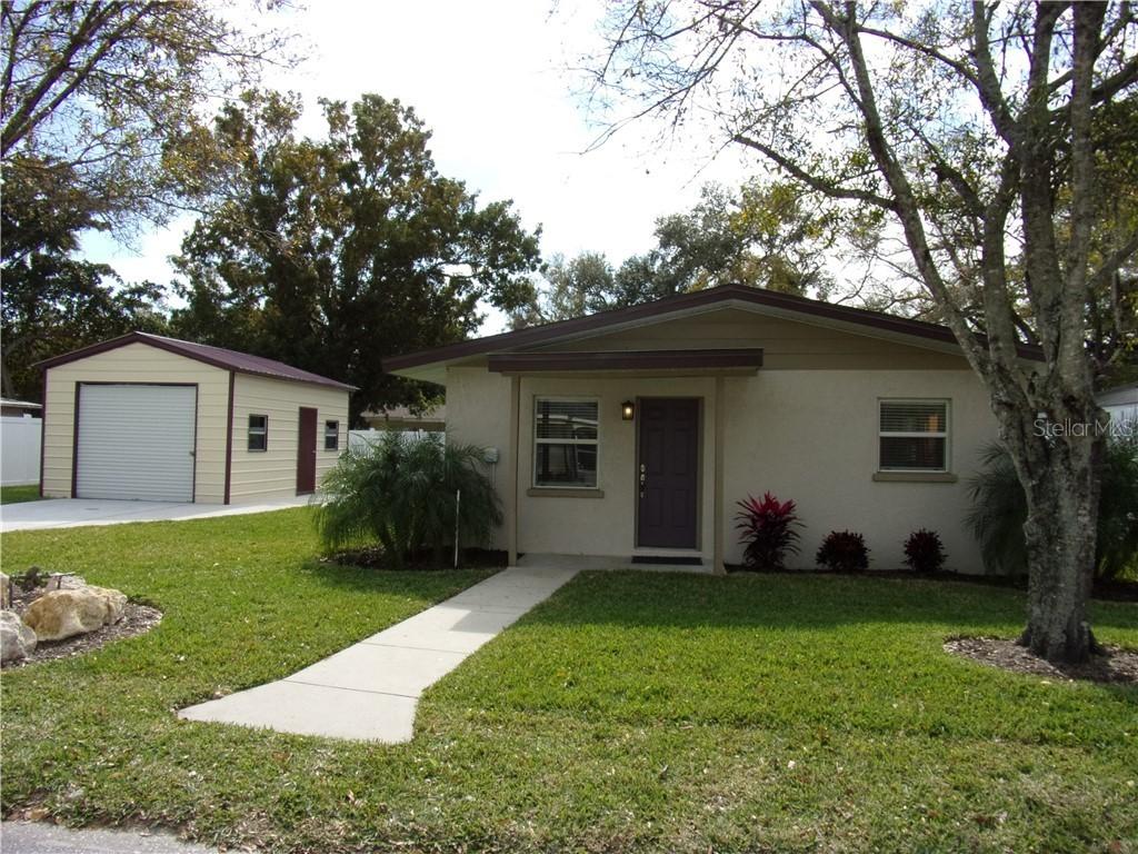230 10th Ave., Bradenton, FL 34208