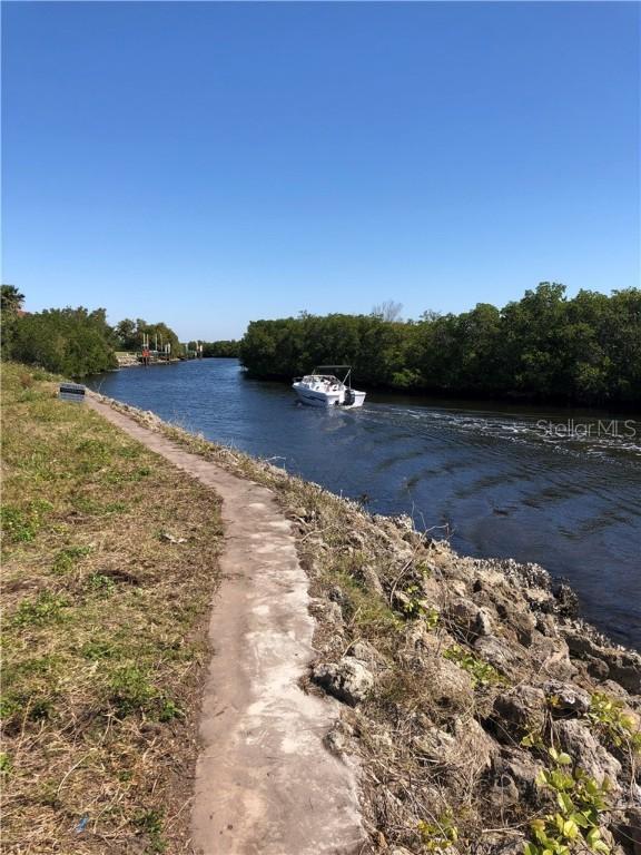 19003 Midway Blvd., Port Charlotte, FL 33948