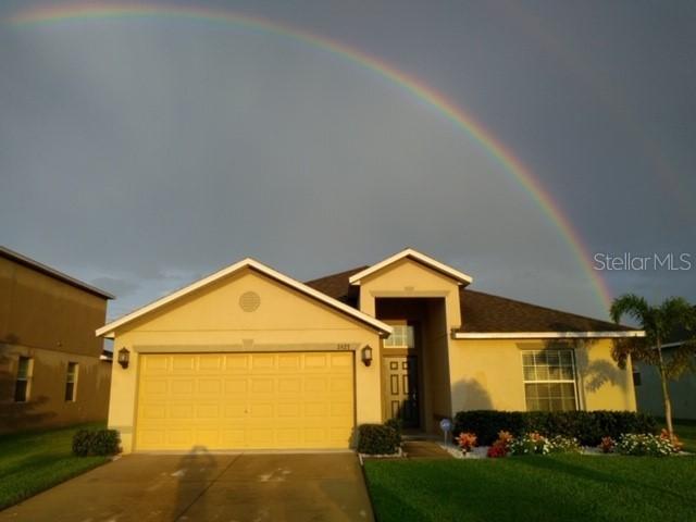 2427 Dakota Cliff St., Ruskin, FL 33570