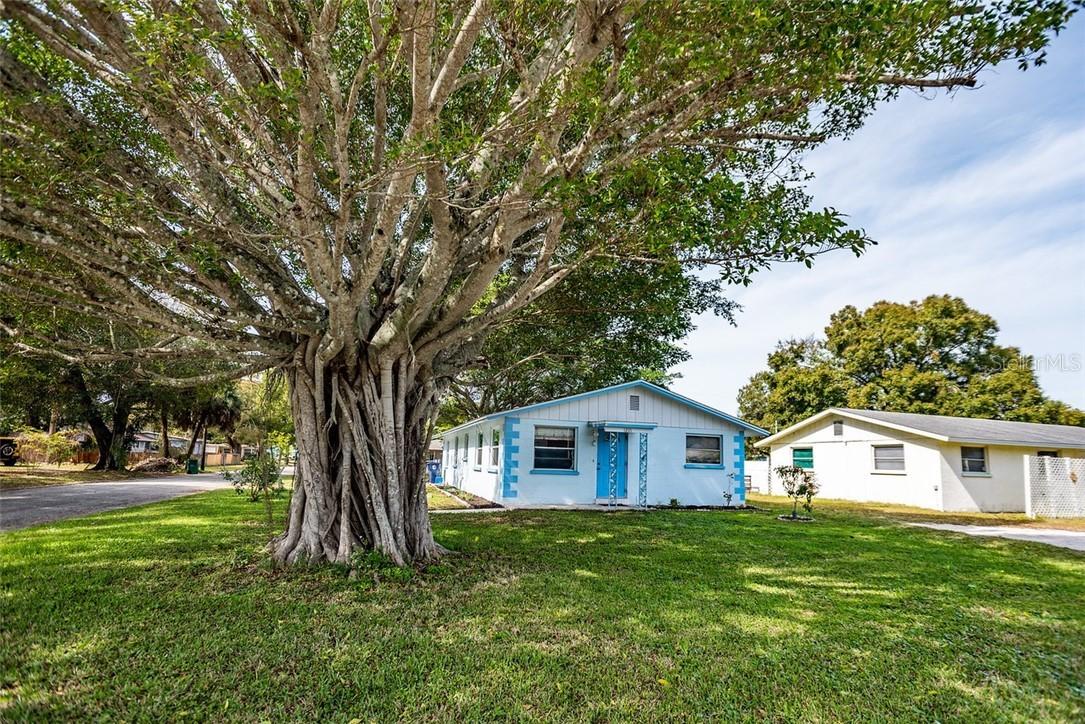 1201 24th Ave., Palmetto, FL 34221