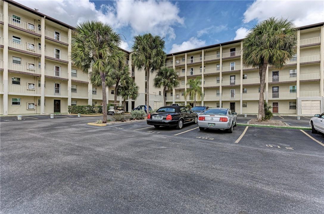 3110 Lake Bayshore Dr. #O212, Bradenton, FL 34205