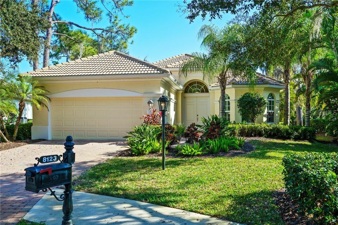 8123 Abingdon Ct., University Park, FL 34201