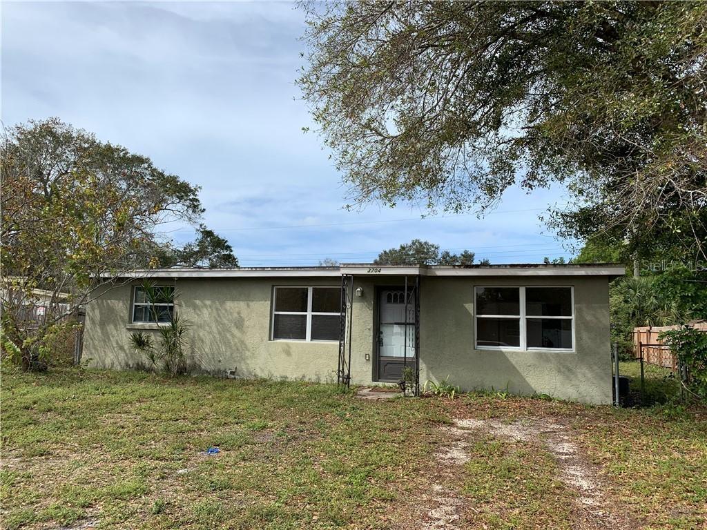 3704 Taro Pl., Sarasota, FL 34232