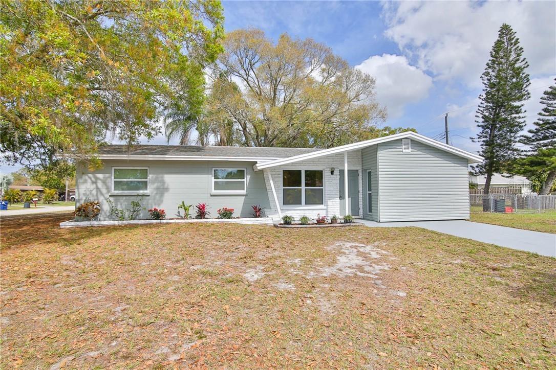 5037 Lahaina Dr., Sarasota, FL 34232