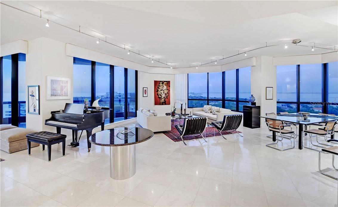 1281 Gulf Of Mexico Dr. #1008, Longboat Key, FL 34228
