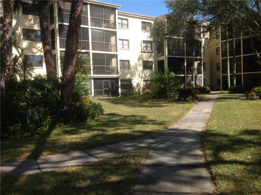 315 30th Ave. #B205, Bradenton, FL 34205