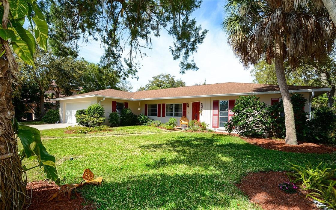 613 Buttonwood Dr., Longboat Key, FL 34228