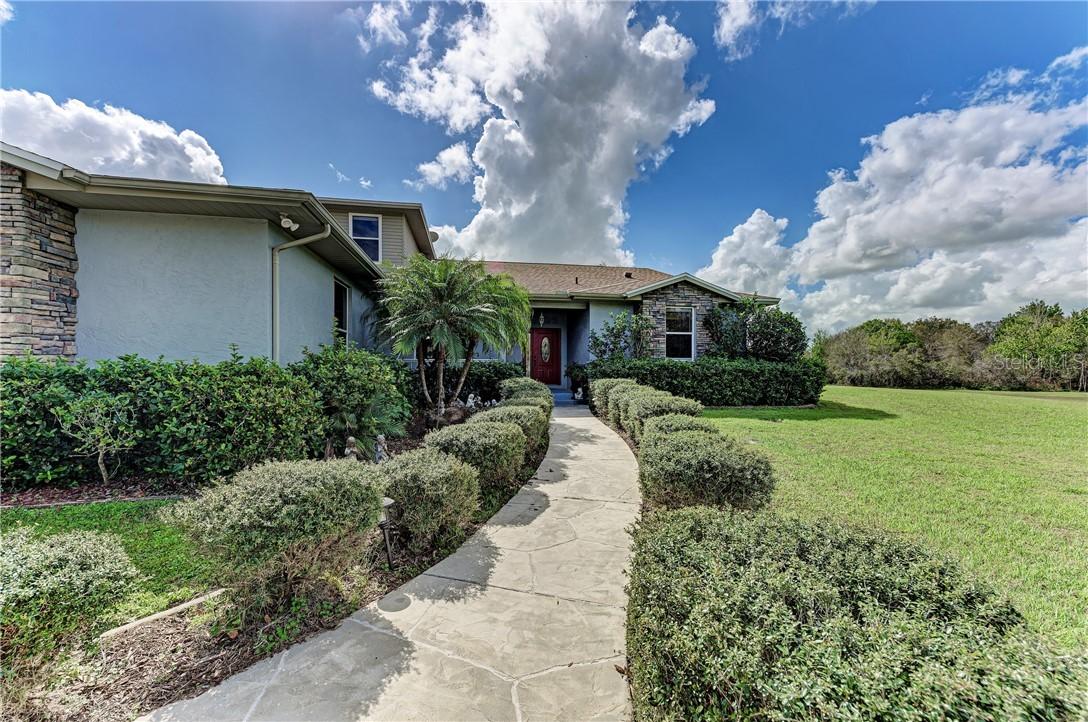 2016 Bel Air Star Pkwy., Sarasota, FL 34240