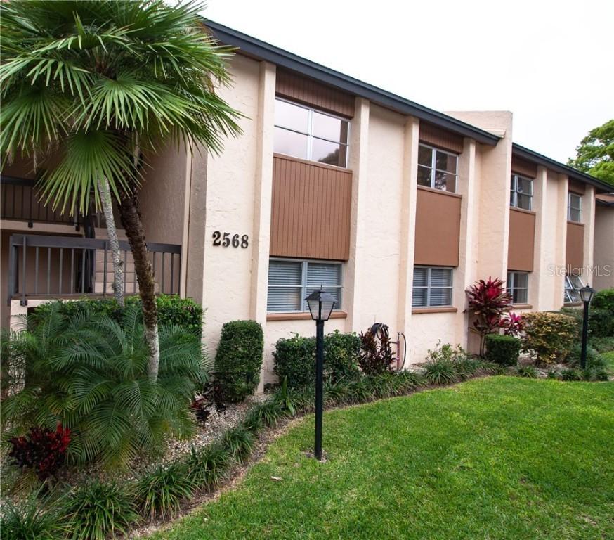 2568 Clubhouse Cir. #102, Sarasota, FL 34232
