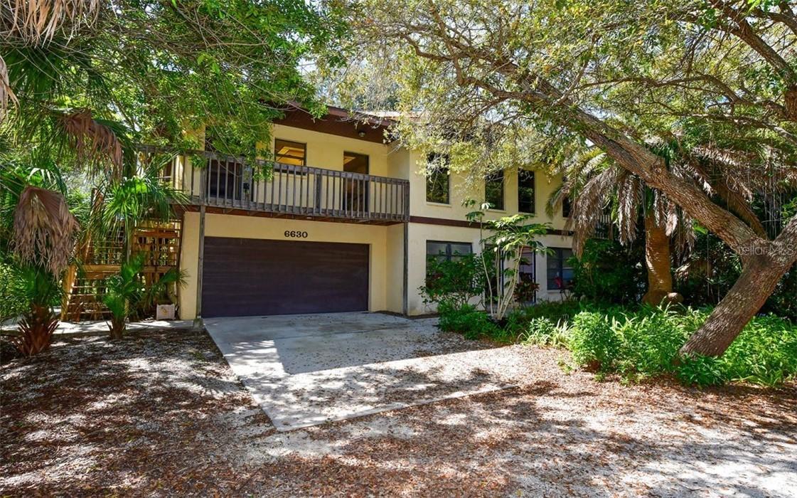 6628-6630 Peacock Rd., Sarasota, FL 34242