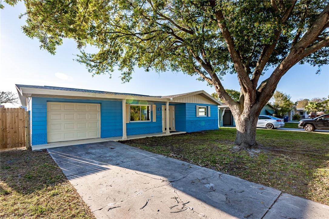 3337 Bainbridge Dr., Holiday, FL 34691