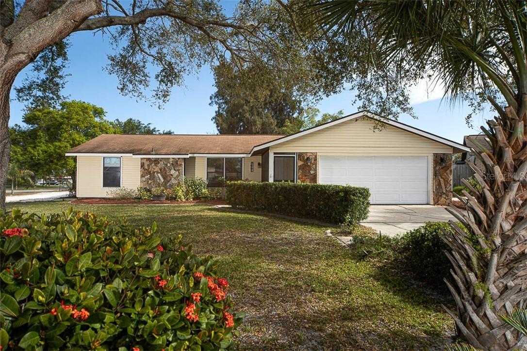 3605 67th St., Bradenton, FL 34209