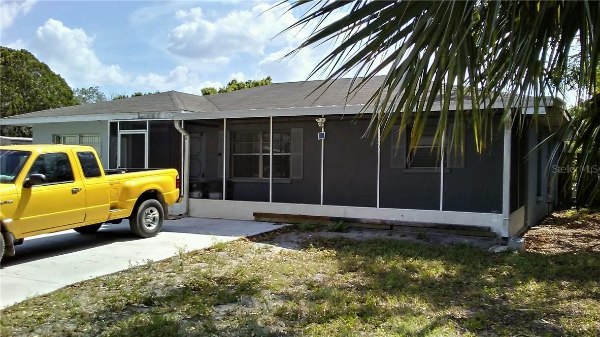 6604 4th Ave., Bradenton, FL 34208