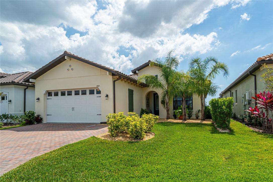1909 E 6th St., Palmetto, FL 34221