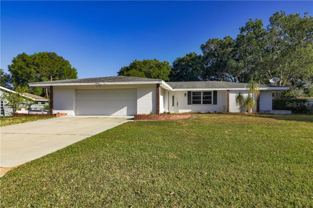 5611 41st Ave., Bradenton, FL 34208