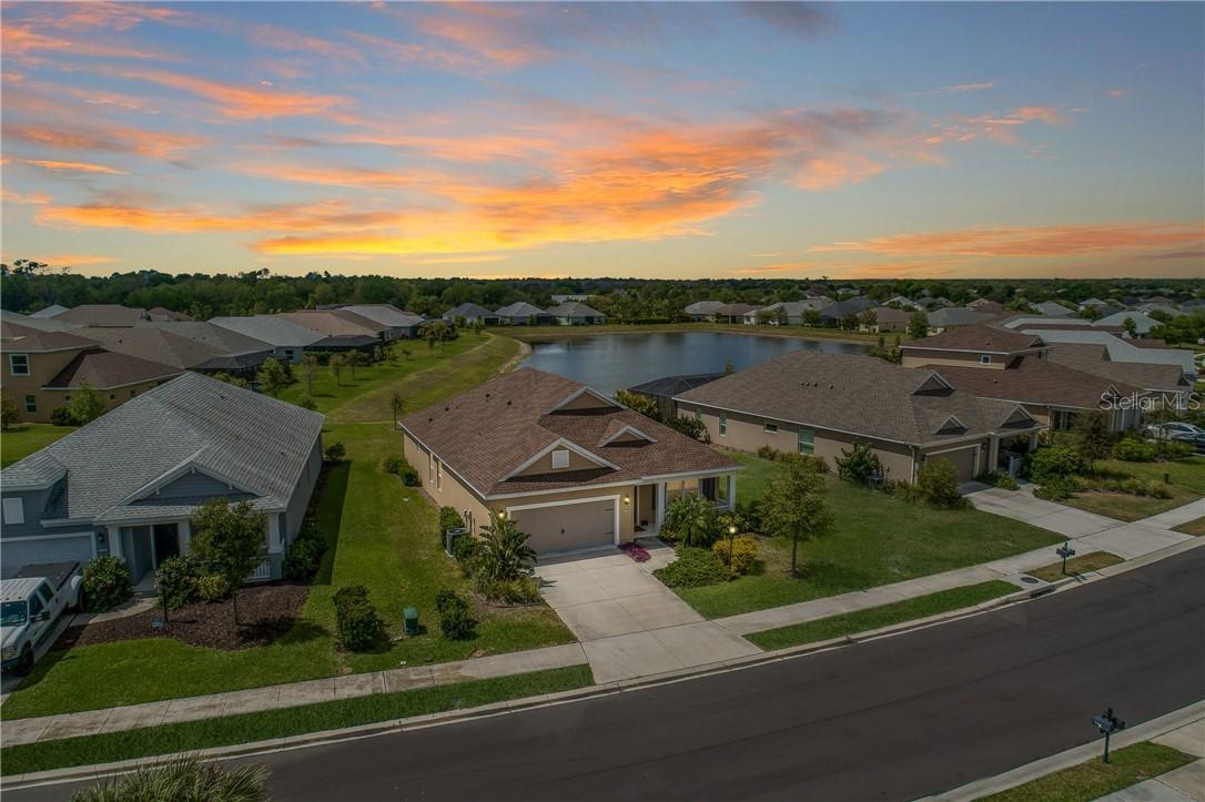 1315 Thornbury Dr., Parrish, FL 34219